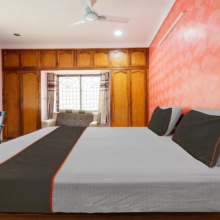 Collection O Palm Exotica Hotel Visakhapatnam Ngoại thất bức ảnh