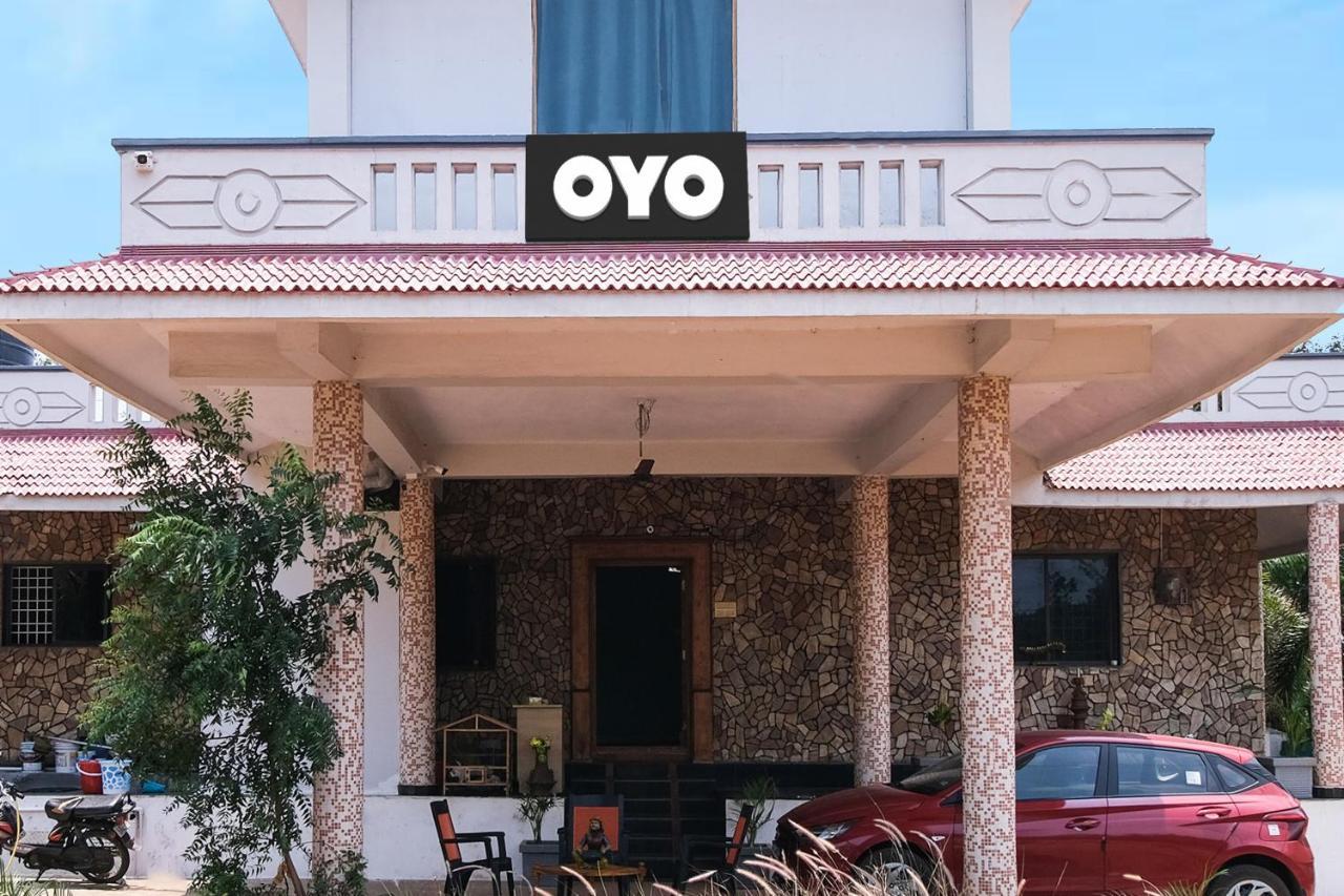 Collection O Palm Exotica Hotel Visakhapatnam Ngoại thất bức ảnh