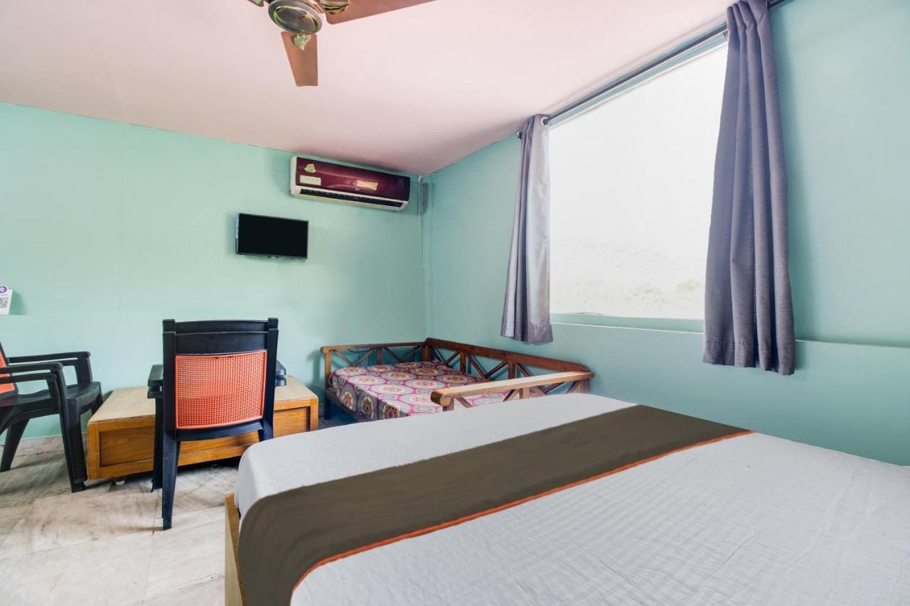 Collection O Palm Exotica Hotel Visakhapatnam Ngoại thất bức ảnh