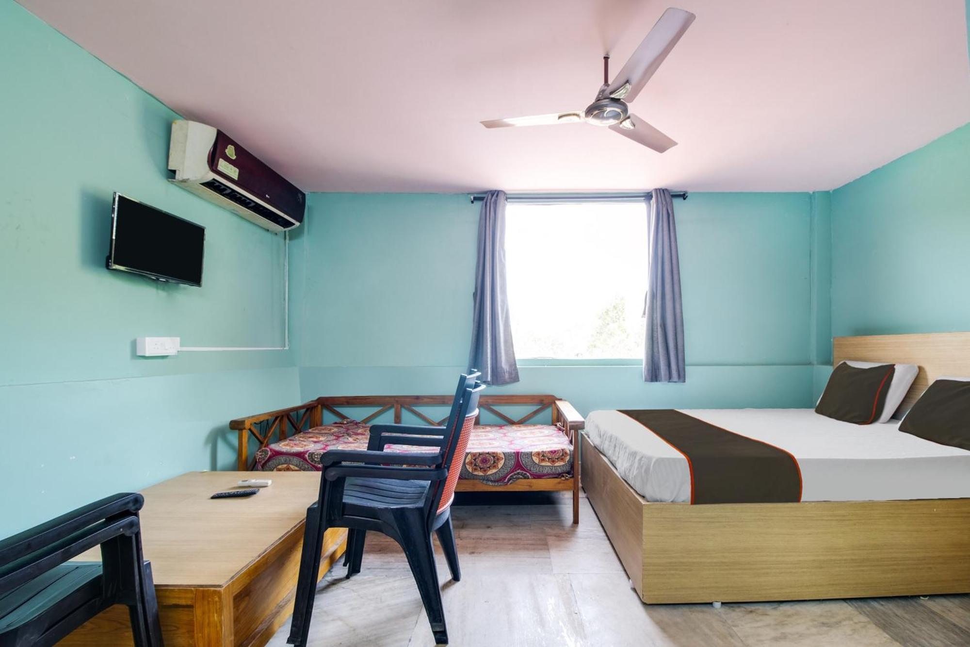 Collection O Palm Exotica Hotel Visakhapatnam Ngoại thất bức ảnh