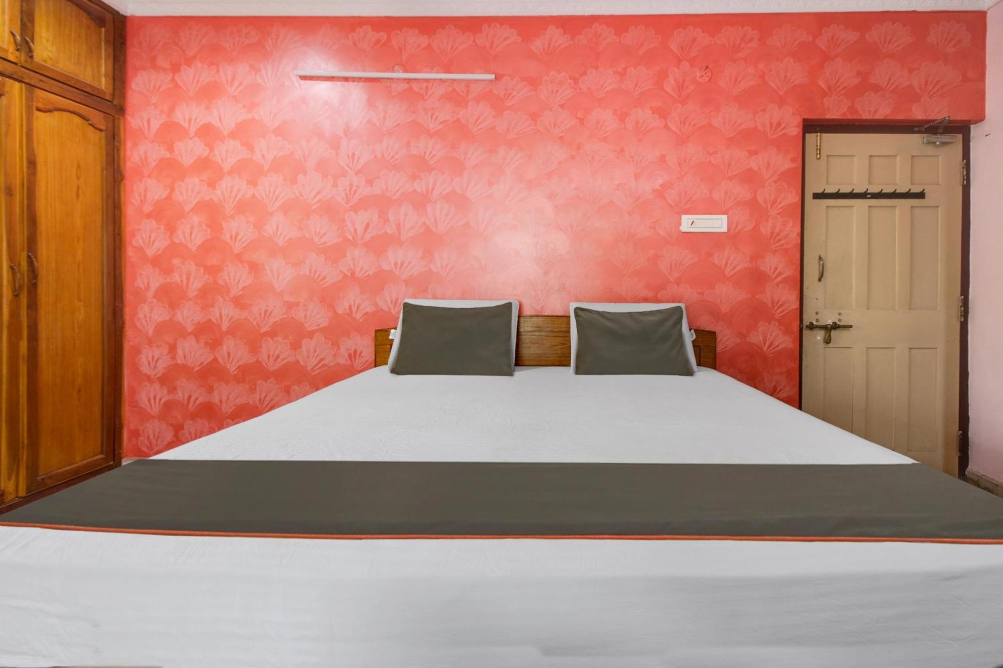Collection O Palm Exotica Hotel Visakhapatnam Ngoại thất bức ảnh